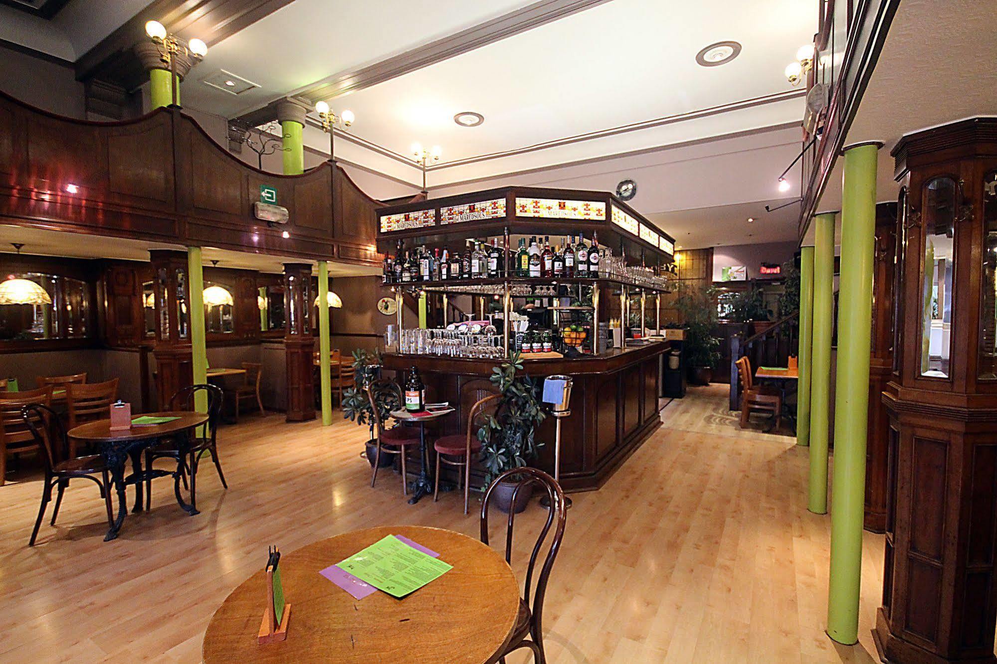 Hotel Derby Merode 2*
